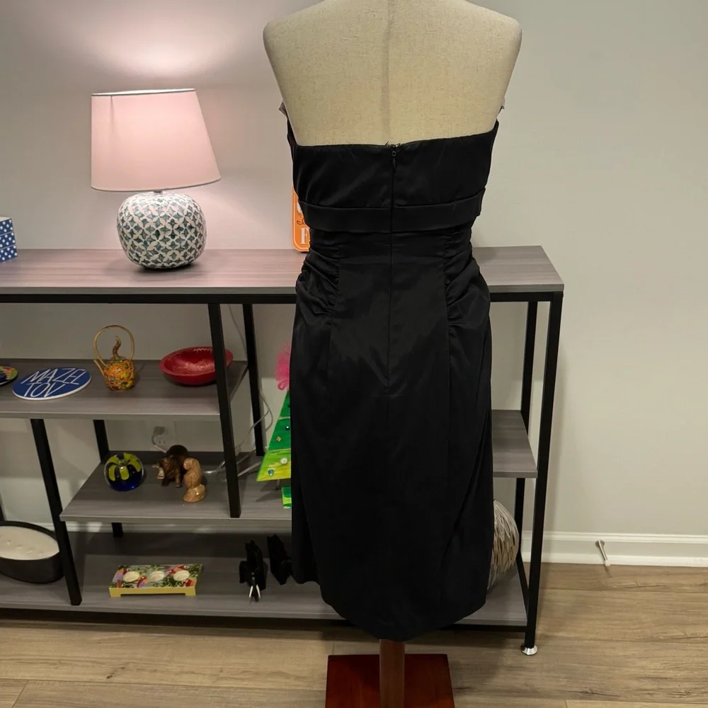 Xscape by Joanna Chen Black Strapless Cocktail Dress | Size 8